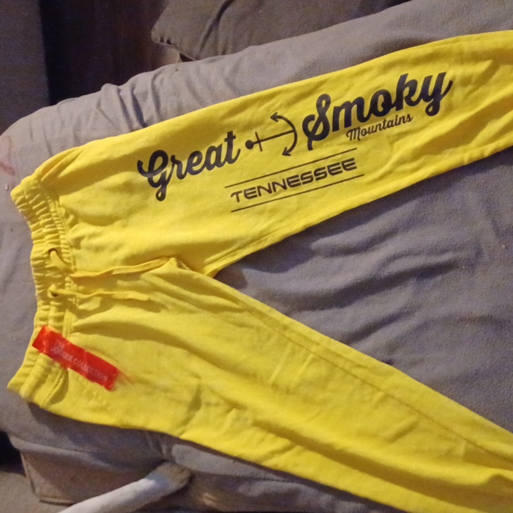 Yellow Tennessee smokey mountain sweatpants